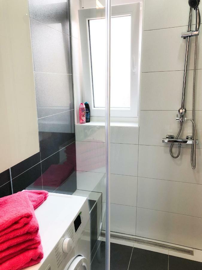 Apartment Lara Βιέννη Εξωτερικό φωτογραφία